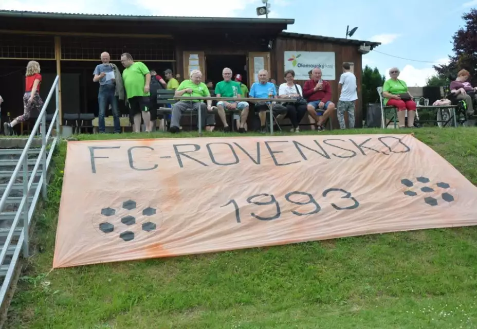 30 let fotbalu v Rovensku